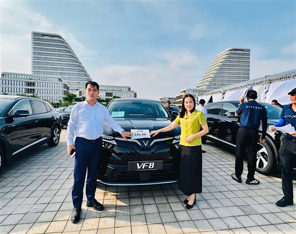 99 XE Ô TÔ ĐIỆN ĐƯỢC THÀNH PHỐ HẢI PHÒNG BÀN GIAO CÁC XÃ, PHƯỜNG, ĐẶC KHU SỬ DỤNG ĐỂ PHỤC VỤ CÔNG TÁC CHUNG