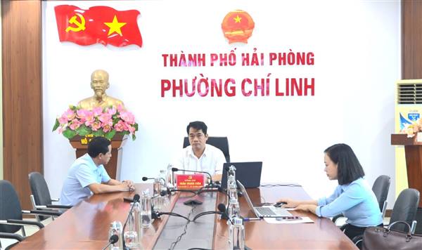 PHƯỜNG CHÍ LINH THAM DỰ HỘI NGHỊ TRỰC TUYẾN VỀ ĐẨY MẠNH CÔNG TÁC ĐO ĐẠC, LẬP HỒ SƠ VÀ HOÀN THIỆN CƠ SỞ DỮ LIỆU ĐẤT ĐAI