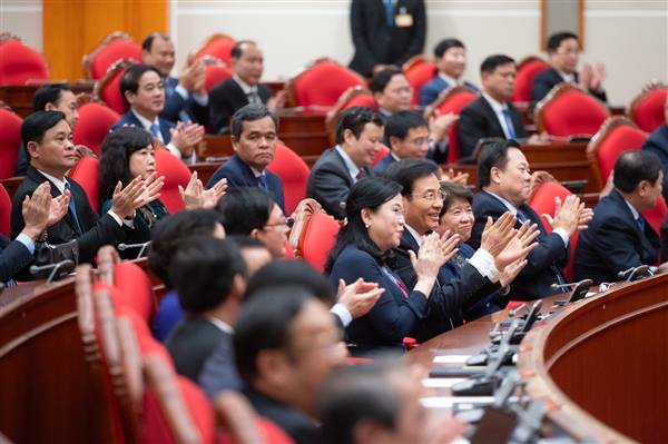 Nhân sự giới thiệu tham gia Bộ Chính trị, Ban Bí thư khóa XIV phải có tầm nhìn chiến lược quốc gia 