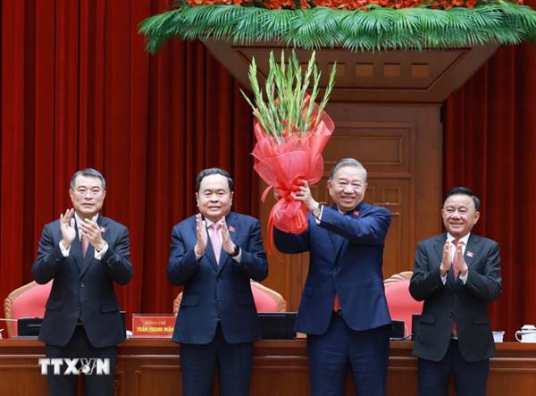 Đại hội Đảng của hành động, làm đến cùng