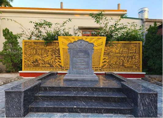 Di tích lịch sử văn hóa, danh lam thắng cảnh xã Chí Minh: Bia kỷ niệm nơi thành lập "Chi bộ đảng" đầu tiên nơi thành lập "Chi bộ đảng" đầu tiên