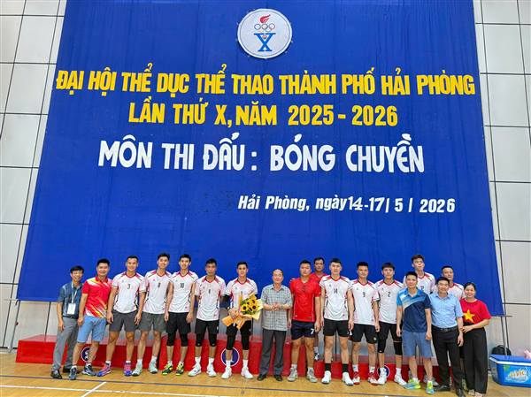 Đội bóng chuyền xã Chí Minh giành chiến thắng ngay trận đầu ra quân tại giải bóng chuyền Đại hội TDTT thành phố