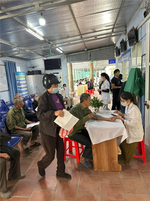Xã Chí Minh chủ động triển khai, rà soát đối tượng chưa được khám sức khỏe định kỳ