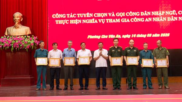 PHƯỜNG CHU VĂN AN TỔNG KẾT CÔNG TÁC TUYỂN QUÂN VÀ THỰC HIỆN NGHĨA VỤ THAM GIA CÔNG AN NHÂN DÂN NĂM 2026