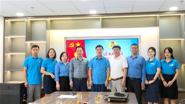 CÔNG ĐOÀN PHƯỜNG CHU VĂN AN TỔ CHỨC LỄ RA MẮT CÔNG ĐOÀN CƠ SỞ CÔNG TY TNHH TOYOTA CHÍ LINH