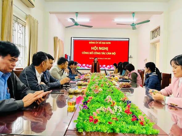 Đảng ủy xã Đại Sơn tổ chức Hội nghị công bố quyết định về công tác cán bộ