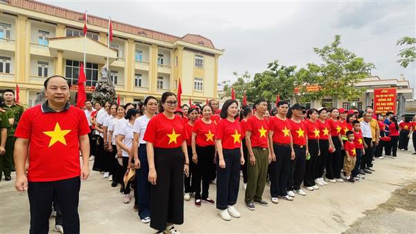 XÃ ĐẠI SƠN HƯỞNG ỨNG PHONG TRÀO CÙNG VIỆT NAM TIẾN BƯỚC 