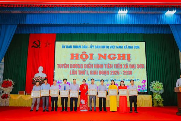 Xã Đại Sơn tổ chức thành công Hội nghị Tuyên dương điển hình tiên tiến giai đoạn 2020 - 2025