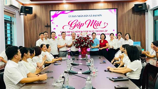 UBND xã Đại Sơn gặp mặt kỷ niệm 96 năm Ngày thành lập Hội Liên hiệp Phụ nữ Việt Nam