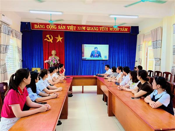 Đảng ủy xã Đại Sơn tham dự hội nghị, lan tỏa nghị quyết tới nhân dân