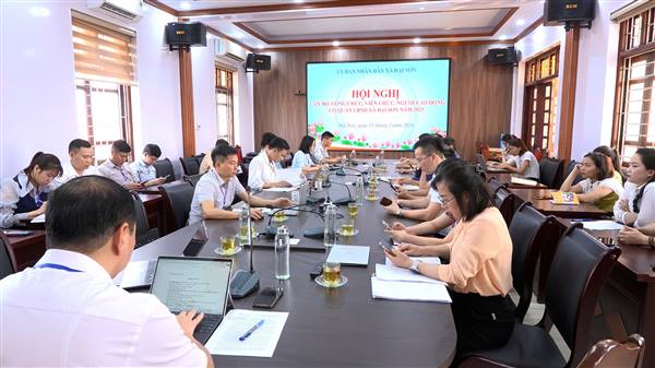 UBND xã Đại Sơn tổ chức Hội nghị cán bộ, công chức, viên chức và người lao động năm 2025