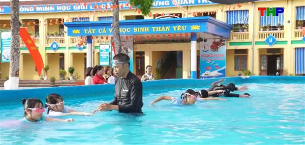 Trường Tiểu học Hưng Đạo trang bị kỹ năng phòng, chống đuối nước cho học sinh