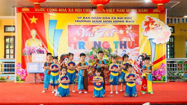 Trường Mầm non Hưng Đạo rộn ràng vui Tết Trung thu năm 2026