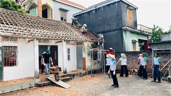 Đại Sơn chung tay hỗ trợ xây dựng nhà ở cho bà Nguyễn Thị Chiên