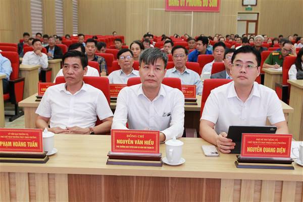 PHƯỜNG ĐỒ SƠN TỔ CHỨC HỘI NGHỊ QUÁN TRIỆT, TRIỂN KHAI NGHỊ QUYẾT ĐẠI HỘI ĐẢNG CÁC CẤP NHIỆM KỲ 2025 – 2030