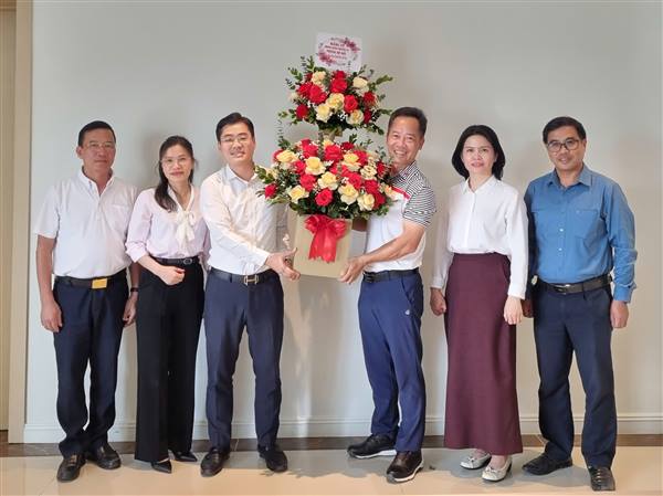 Phường Đồ Sơn Tổ Chức Thăm Và Động Viên Các Doanh Nghiệp Tiêu Biểu Nhân Ngày Doanh Nhân Việt Nam