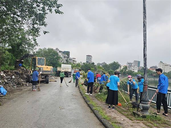 ĐÔNG HẢI RA QUÂN “NGÀY CHỦ NHẬT XANH” – LAN TỎA HÀNH ĐỘNG ĐẸP VÌ MÔI TRƯỜNG 