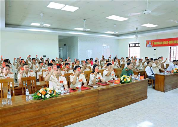 Đại hội Đảng bộ Công an phường Đông Hải lần thứ Nhất, nhiệm kỳ 2025-2030 thành công tốt đẹp
