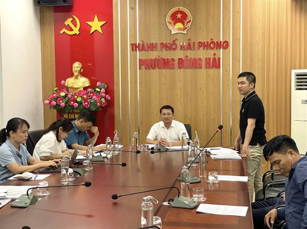 Phường Đông Hải tổ chức đối thoại với các hộ dân thuộc diện thu hồi đất phục vụ dự án xử lý chất thải rắn