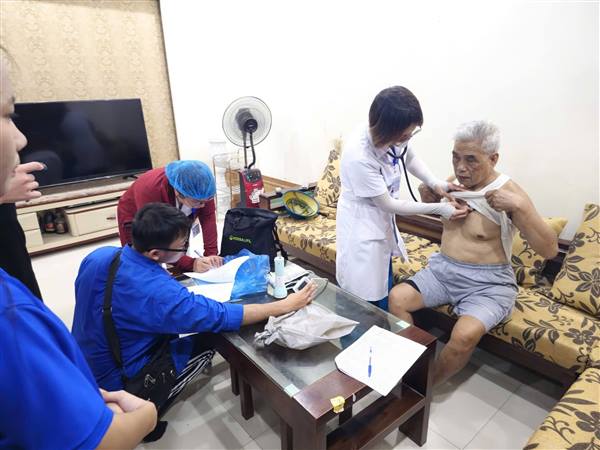 Phường Đông Hải đẩy mạnh khám sức khỏe, sàng lọc cho nhân dân năm 2026.