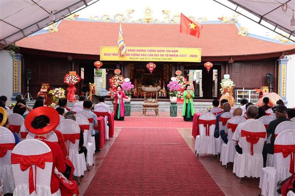 Trang trọng lễ tưởng niệm 709 năm ngày mất nữ tướng Bùi Thị Từ Nhiên tại Đền Phú Xá