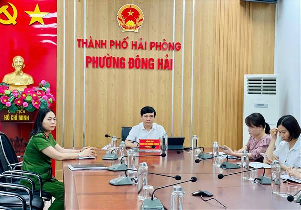Phường Đông Hải tham dự trực tuyến hội nghị triển khai công tác đo đạc, lập hồ sơ địa chính và cơ sở dữ liệu đất đai
