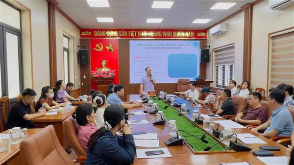 Tuyên truyền chính sách bảo hiểm xã hội, bảo hiểm y tế tới hộ kinh doanh và doanh nghiệp ngoài quốc doanh trên địa bàn phường Đông Hải