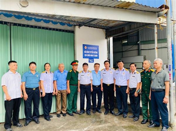 Hội CCB phường Đông Hải: Gắn biển các tuyến đường “Cựu chiến binh tự quản”, phát huy vai trò nêu gương của hội viên chào mừng kỷ niệm 136 năm Ngày sinh Chủ tịch Hồ Chí Minh vĩ đại (19/5/1890 – 19/5/2026), chào mừng thành công Đại hội Mặt trận Tổ quốc Việt Nam các cấp nhiệm kỳ 2026 –2031.

