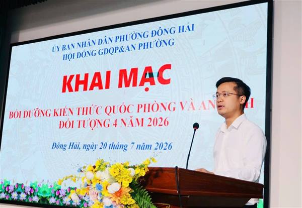 Phường Đông Hải khai mạc lớp bồi dưỡng kiến thức quốc phòng và an ninh đối tượng 4 năm 2026
