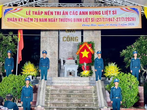 Ánh nến tri ân được thắp sáng tại hai Nghĩa trang Liệt sĩ phường Đông Hải
