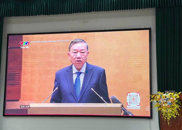 Phường Đông Hải tham dự Hội nghị toàn quốc quán triệt, triển khai thực hiện Nghị quyết số 10-NQ/TW của Bộ Chính trị