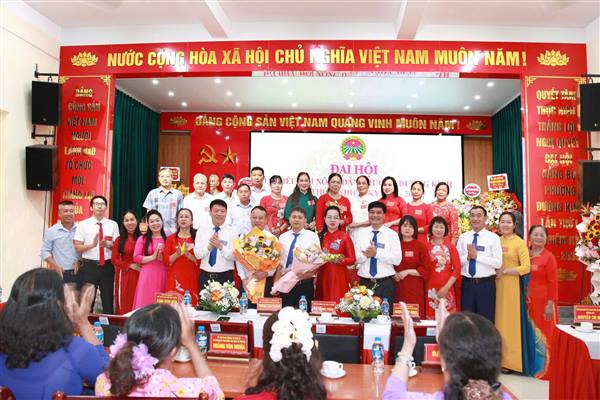 Hội Nông dân phường Dương Kinh long trọng tổ chức Đại hội đại biểu lần thứ I, nhiệm kỳ 2025 - 2030
