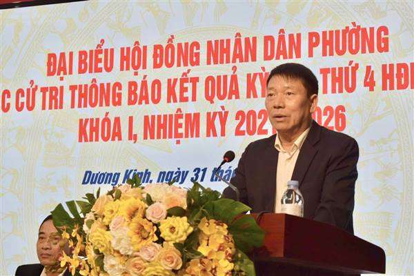 Đại biểu HĐND phường tiếp xúc cử tri thông báo kết quả kỳ họp thứ 4 HĐND phường khóa I, nhiệm kỳ 2021-2026