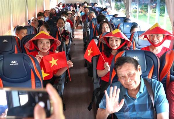 Thông báo tổ chức các chuyến xe miễn phí phục vụ Nhân dân thành phố tham quan Triển lãm thành tựu Đất nước nhân dịp kỷ niệm 80 năm Ngày Quốc khánh.
