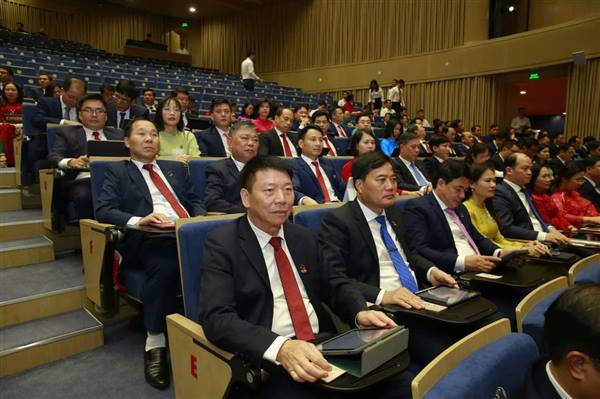 Đoàn đại biểu phường Dương Kinh dự đại hội đại biểu Đảng bộ thành phố lần nhứ nhất, nhiệm kỳ 2025 - 2030