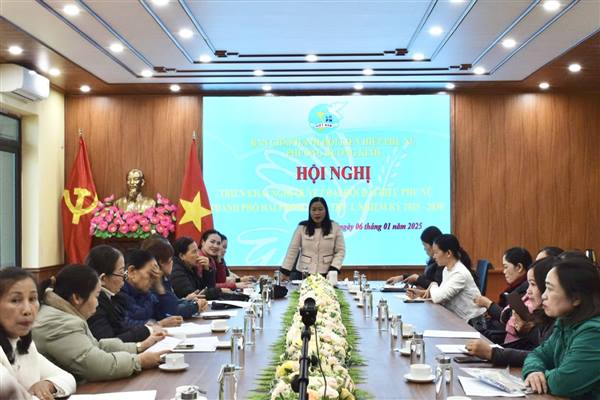 Hội Liên hiệp Phụ nữ phường Dương Kinh triển khai Nghị quyết Đại hội đại biểu Phụ nữ thành phố Hải Phòng lần thứ I 
