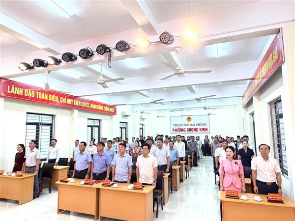Phường Dương Kinh tổ chức Lễ chào cờ và sinh hoạt dưới cờ tháng 10/2026