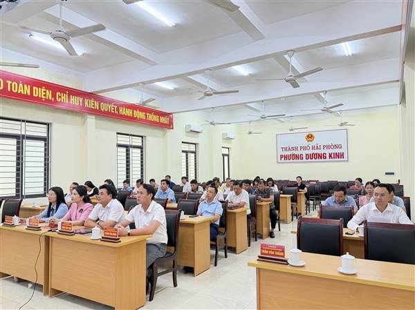 Phường Dương Kinh tham dự Hội nghị Thành ủy lần thứ 5, nhiệm kỳ 2025 - 2030