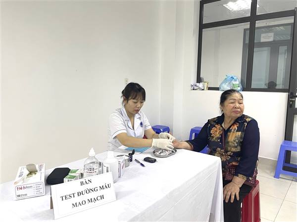 Phường Dương Kinh triển khai kế hoạch khám sức khỏe định kỳ cho người cao tuổi năm 2026