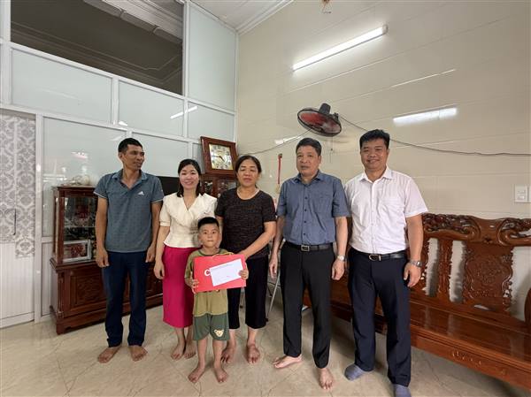 Lan tỏa yêu thương đến trẻ em có hoàn cảnh khó khăn dịp Quốc tế Thiếu nhi 01/6