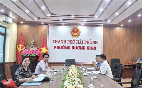 Ban đại diện HĐQT NHCSXH phường Dương Kinh kiểm tra hoạt động tín dụng chính sách xã hội trên địa bàn phường