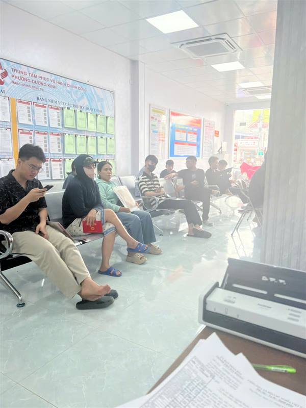 Phường Dương Kinh: Giải quyết hơn 4.150 hồ sơ thủ tục hành chính trong 6 tháng đầu năm 2026, tỷ lệ đúng hạn đạt trên 99%, không có hồ sơ quá hạn