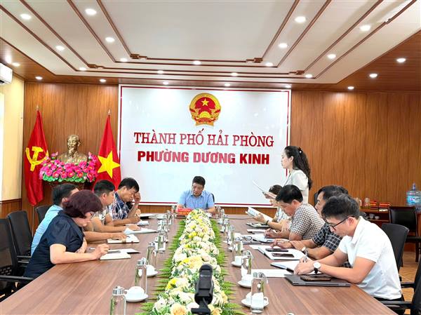 UBND phường Dương Kinh tổ chức Hội nghị nghe báo cáo công tác chuẩn bị các hoạt động kỷ niệm 79 năm Ngày Thương binh - Liệt sĩ
