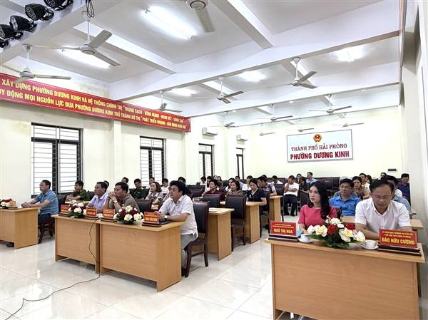 Phường Dương Kinh tham dự Hội nghị tiếp xúc cử tri sau Kỳ họp thường lệ giữa năm 2026 HĐND thành phố khóa XVII