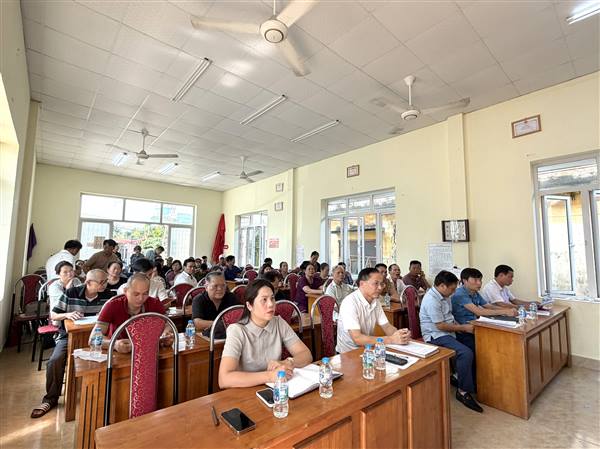 Phường Dương Kinh thông tin dự án, triển khai công tác kiểm đếm phục vụ xây dựng hạ tầng khu đất tái tổ dân phố 5, gần Khu tái định cư Dự án cao tốc Hà Nội - Hải Phòng (nay thuộc Tổ dân phố Đại Thắng)