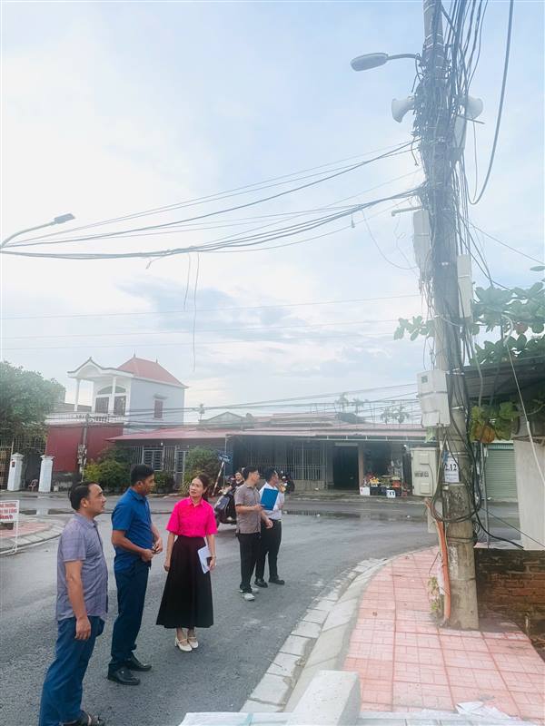 Ban Văn hóa - Xã hội HĐND phường Dương Kinh giám sát hoạt động hệ thống truyền thanh cơ sở