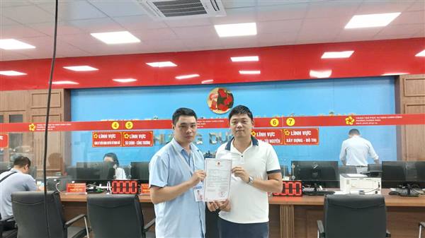 Giải quyết nhanh, trả kết quả sớm – dấu ấn “Chính quyền thân thiện” tại phường Dương Kinh