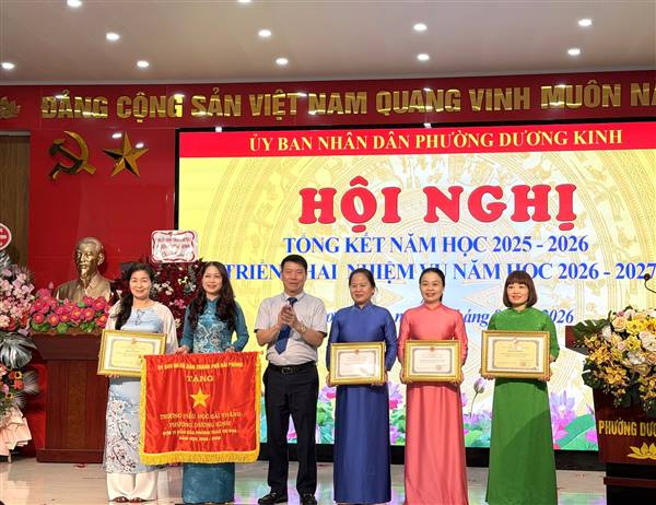 Phường Dương Kinh tổng kết năm học 2025-2026, triển khai nhiệm vụ năm học 2026-2027