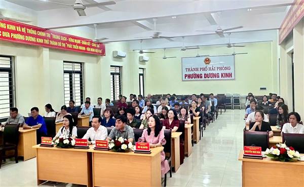 PHƯỜNG DƯƠNG KINH TỔ CHỨC LỚP BỒI DƯỠNG NGHIỆP VỤ CÔNG TÁC ĐẢNG CHO CẤP UỶ CƠ SỞ NĂM 2026