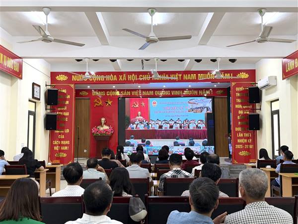 Phường Dương Kinh tham dự Hội nghị tiếp xúc cử tri chuẩn bị kỳ họp thứ 2, Quốc hội khóa XVI 